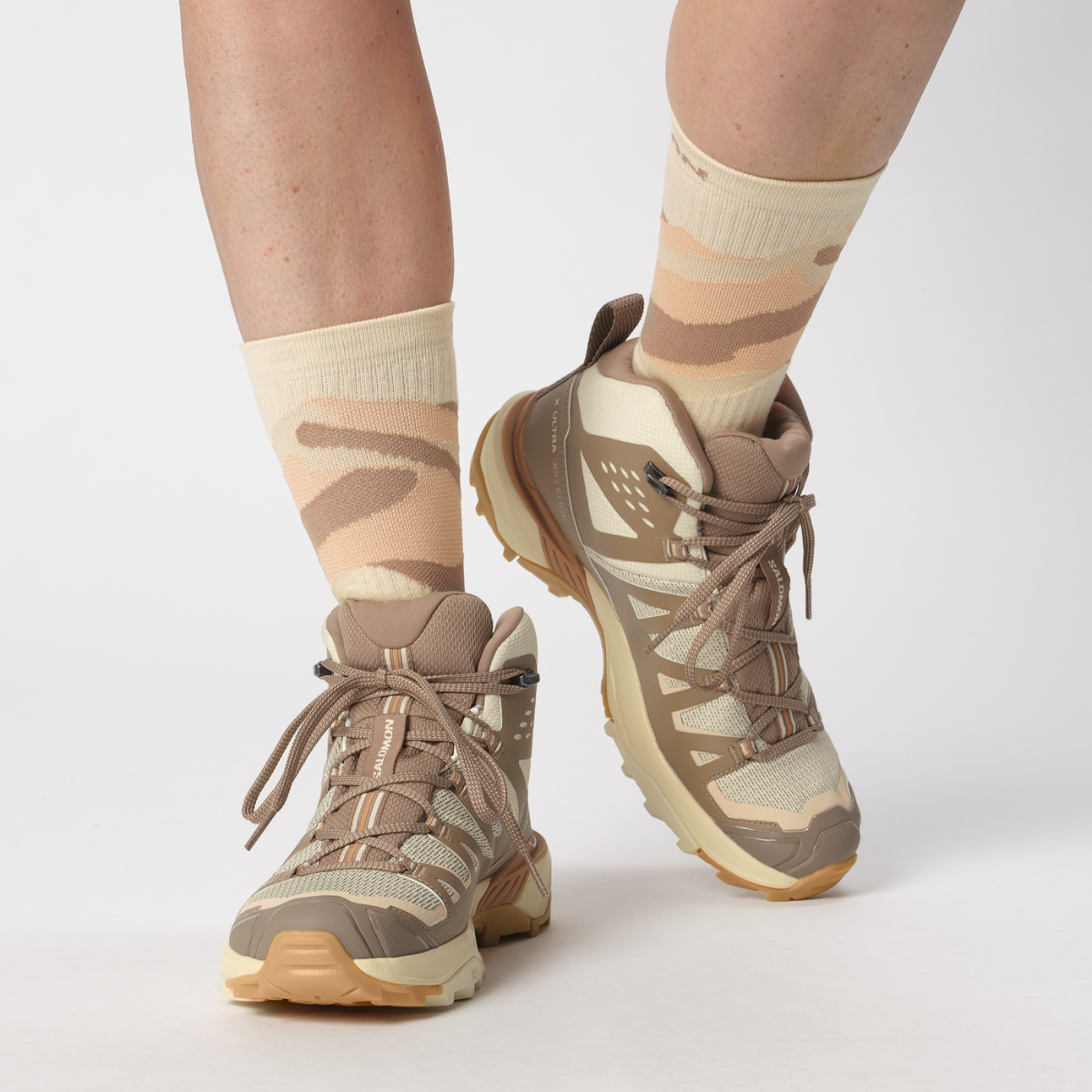 #Color_Beige/Marron
