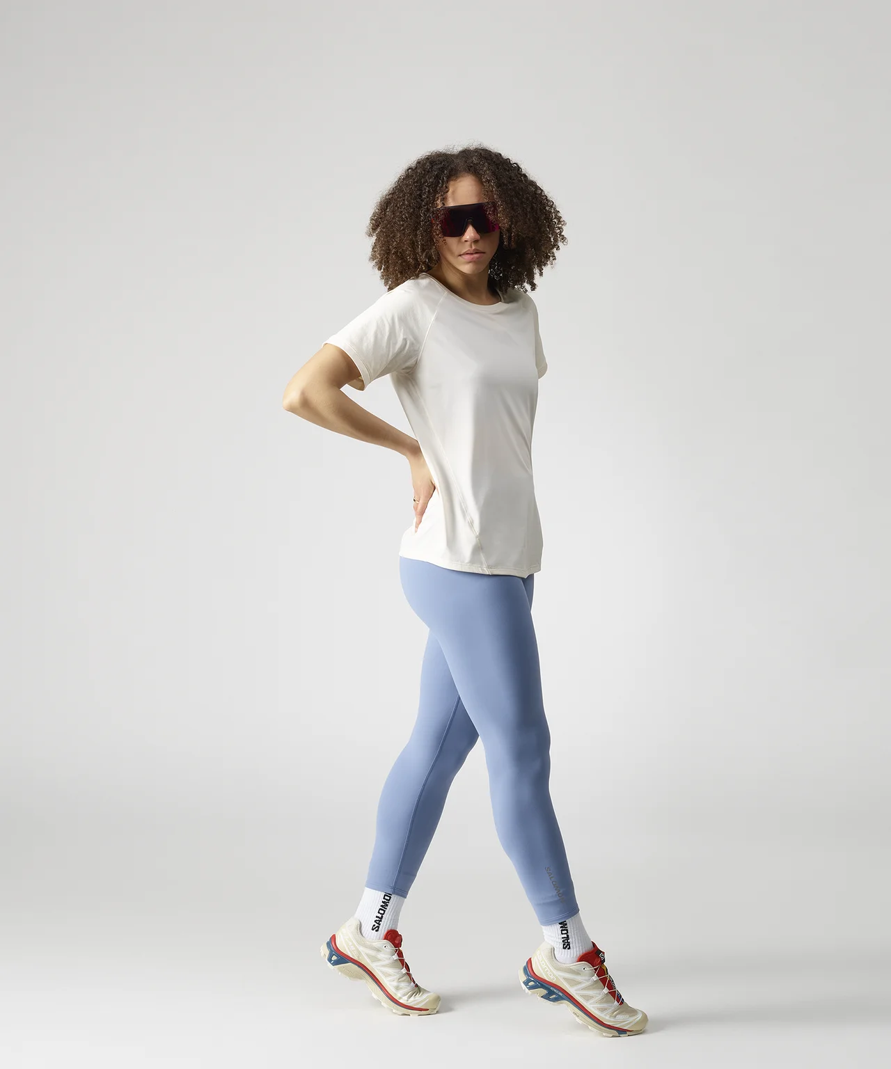 #Color_Crema/Blanco/Naranja