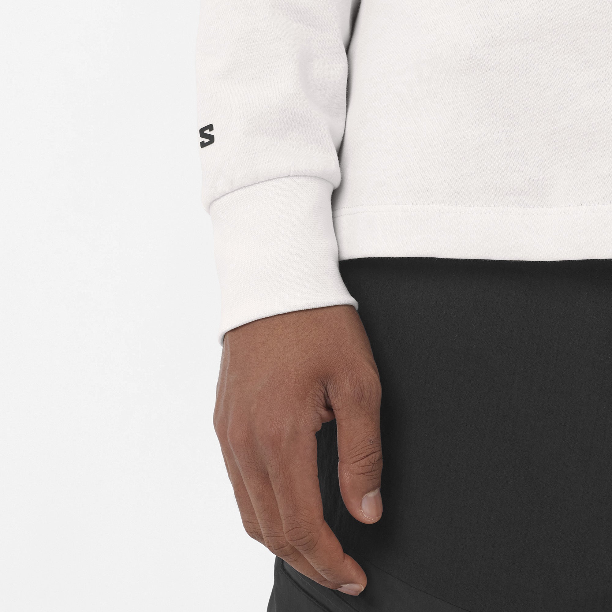 CHEST LOGO LS TEE