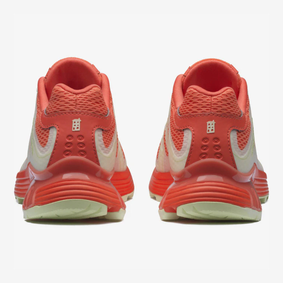 XT-WHISPER VOID AMA U